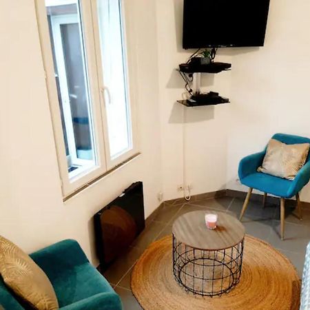 Le Petit Charmeur, Parking, Wifi, Gare Apartment Flers  Exterior foto