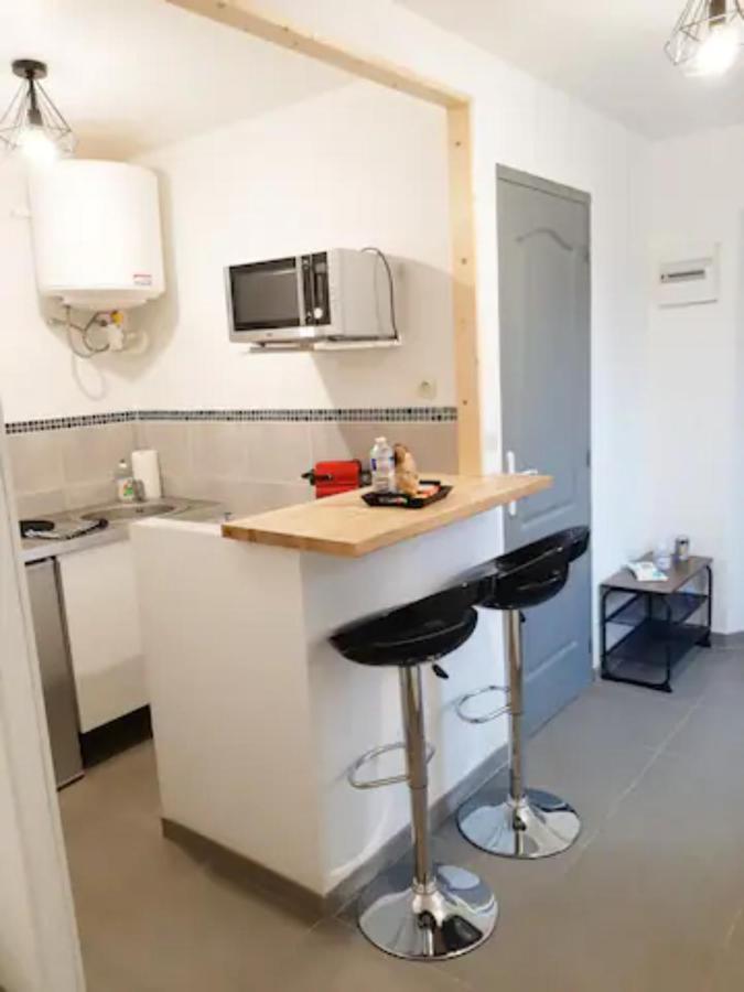 Le Petit Charmeur, Parking, Wifi, Gare Apartment Flers  Exterior foto