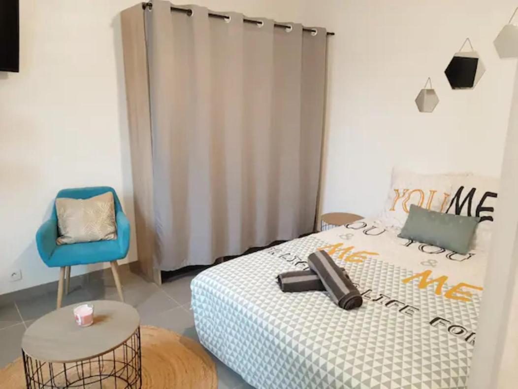 Le Petit Charmeur, Parking, Wifi, Gare Apartment Flers  Exterior foto