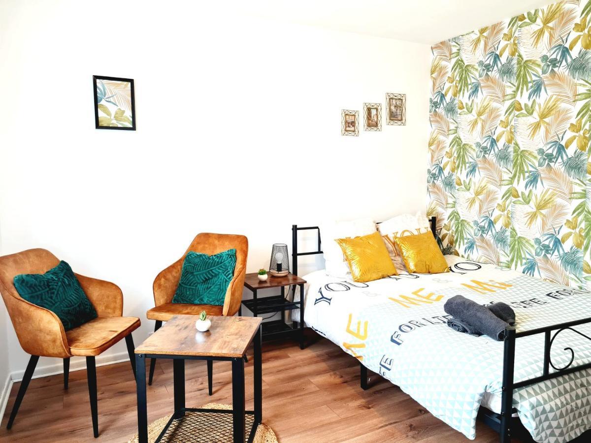 Le Petit Charmeur, Parking, Wifi, Gare Apartment Flers  Exterior foto